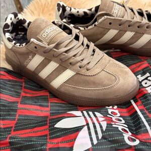 NWT! Adidas x Wales Bonner Handball Spezial Sneakers Taupe Suede w/ Cow Print